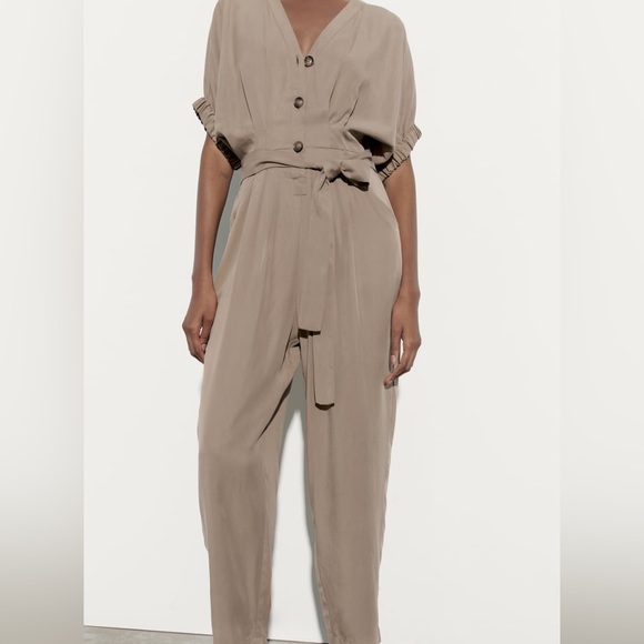 Zara Long Belted Mid-Camel Jumpsuit- Size Small- New with Tags - Picture 3 of 11